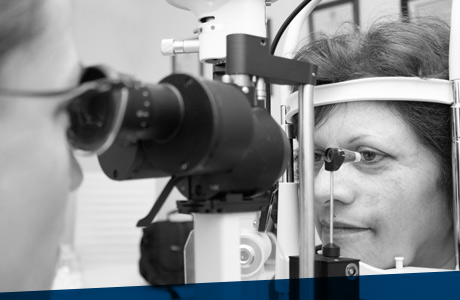 TONOMETRÍA POR APLANACIÓN DE CÓRNEA